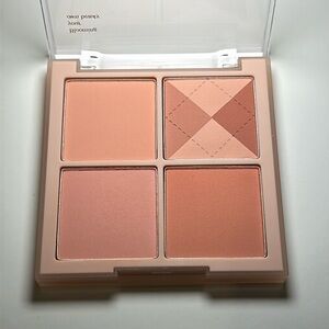 Dasique Blending Mood Cheek "04 Beige Knit"